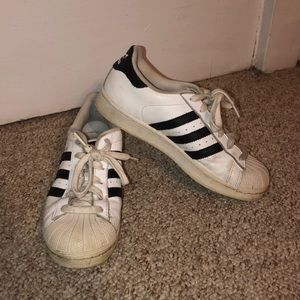 Adidas superstars